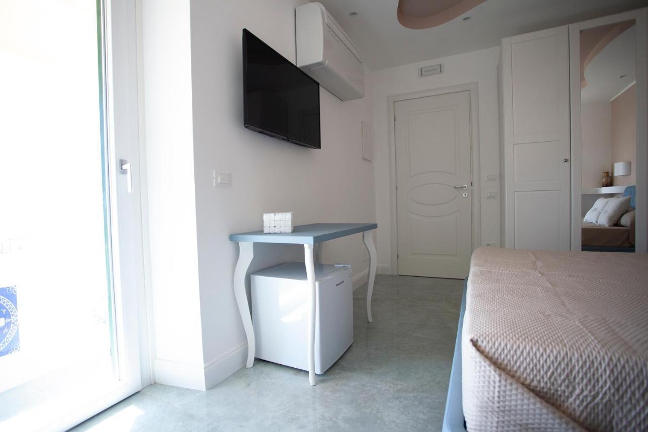 Cavalieri D'Oro Luxury House Hotel Anzio Buitenkant foto